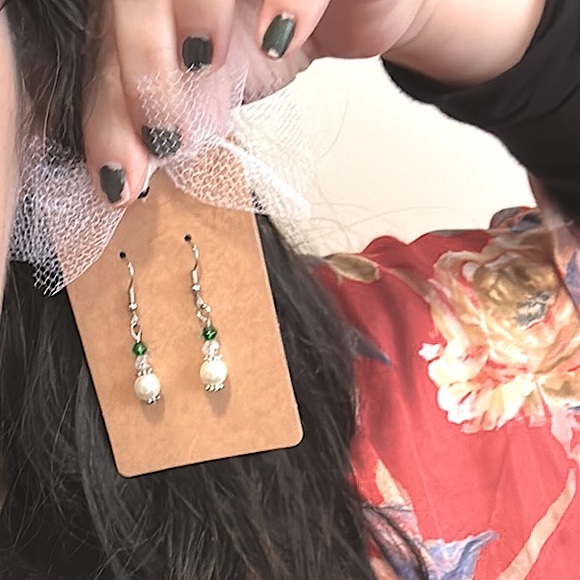 Beautiful Handmade Jewelry & Gift Beaded Dangle Earrings, Pearl+Green Glass Bead - Picture 7 of 16